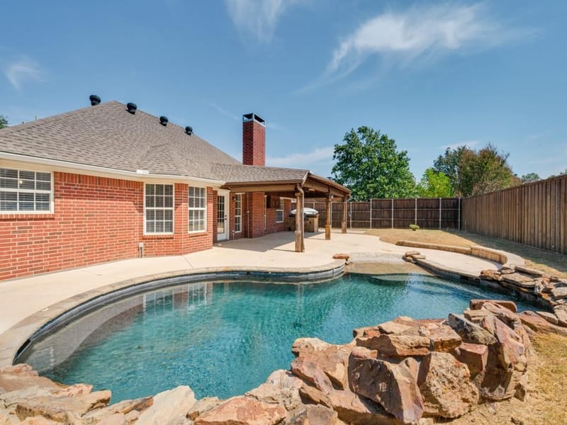 1005 Diane Street, Aubrey TX 76227 - Photo 3