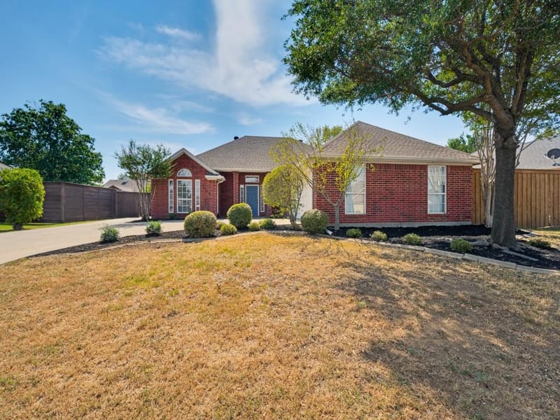 1005 Diane Street, Aubrey TX 76227