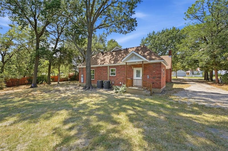 1525 N Shannon Street, Sherman TX 75092 - Photo 36