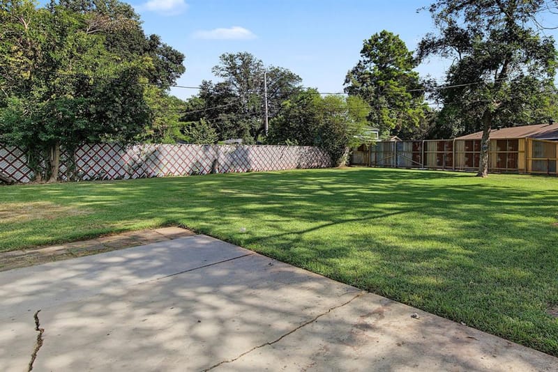 831 E River Road, Shreveport LA 71105 - Photo 27
