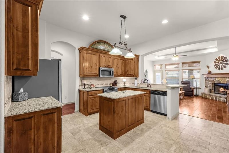113 Cold Track Drive, Willow Park TX 76008 - Photo 8