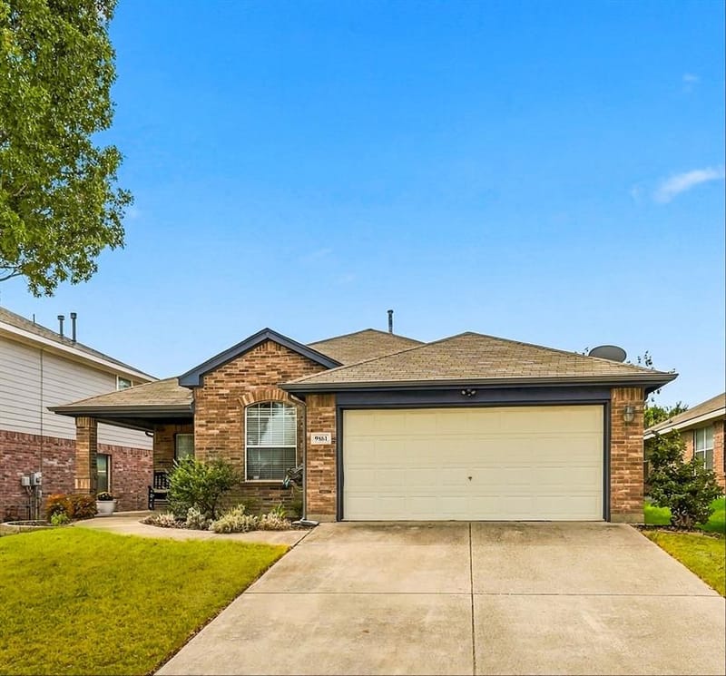 9861 Autumn Sage Drive, Fort Worth TX 76108 - Photo 3