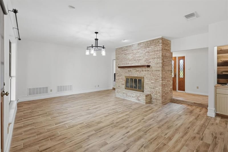 6437 Suncrest Court, North Richland Hills TX 76180 - Photo 10