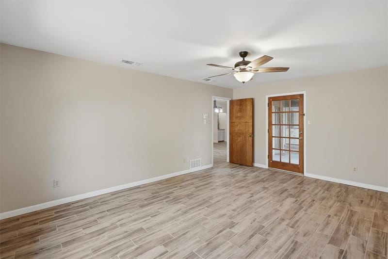 6437 Suncrest Court, North Richland Hills TX 76180 - Photo 29