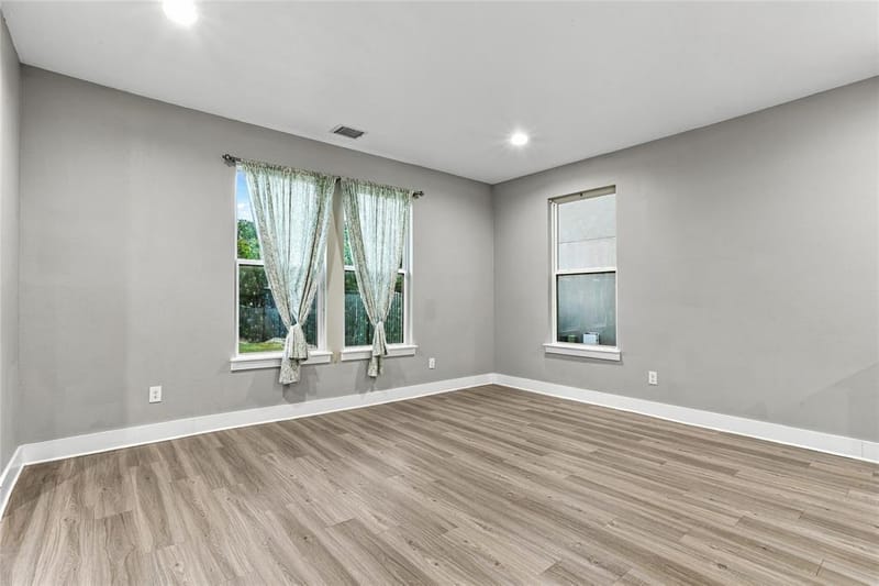 5505 Longcrest Drive, Garland TX 75043 - Photo 14