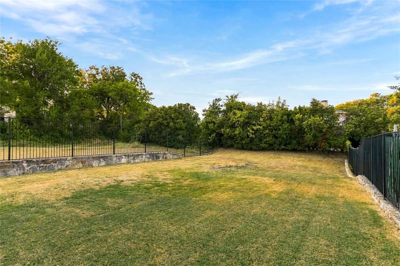 5505 Longcrest Drive, Garland TX 75043 - Photo 35