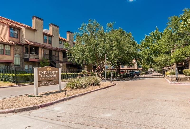 5757 E University Boulevard # 27Y, Dallas TX 75206 - Photo 27