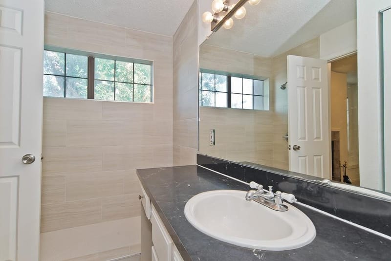 5757 E University Boulevard # 27Y, Dallas TX 75206 - Photo 16