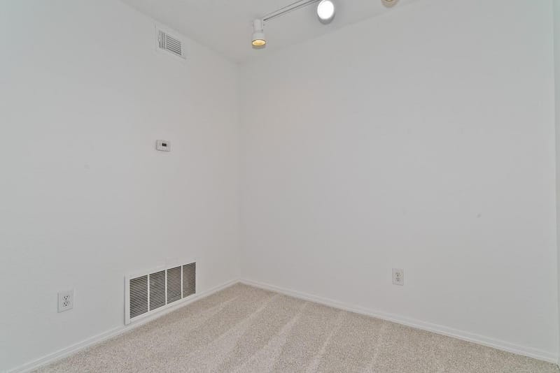5757 E University Boulevard # 27Y, Dallas TX 75206 - Photo 12