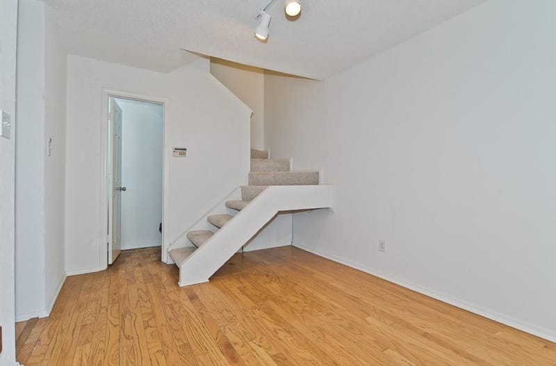5757 E University Boulevard # 27Y, Dallas TX 75206 - Photo 11
