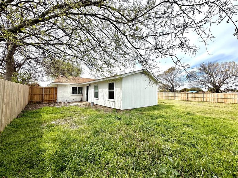 1801 Coleta Place, Garland TX 75040 - Photo 21