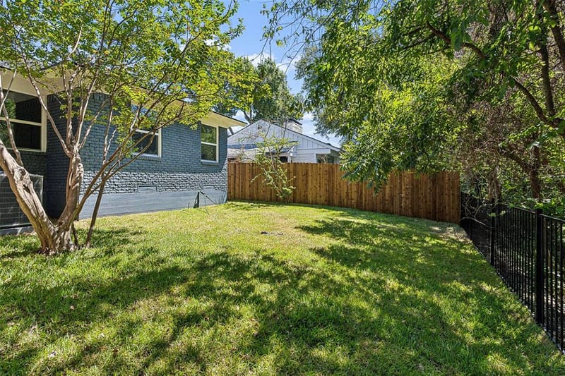 6615 Ridgemont Drive, Dallas TX 75214 - Photo 24