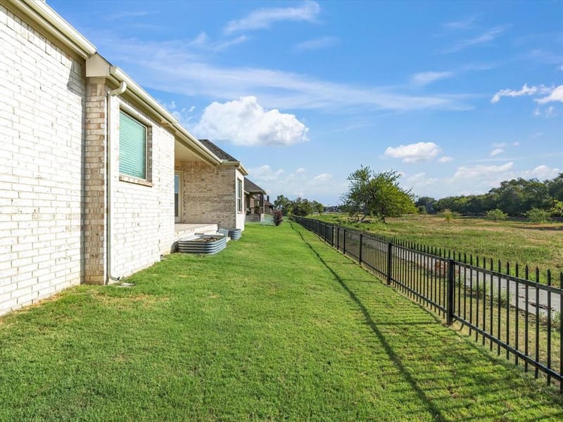 1301 Carnoustie Drive, Ennis TX 75119 - Photo 36