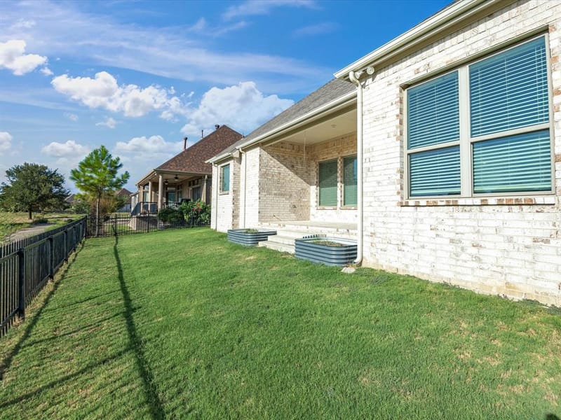 1301 Carnoustie Drive, Ennis TX 75119 - Photo 38