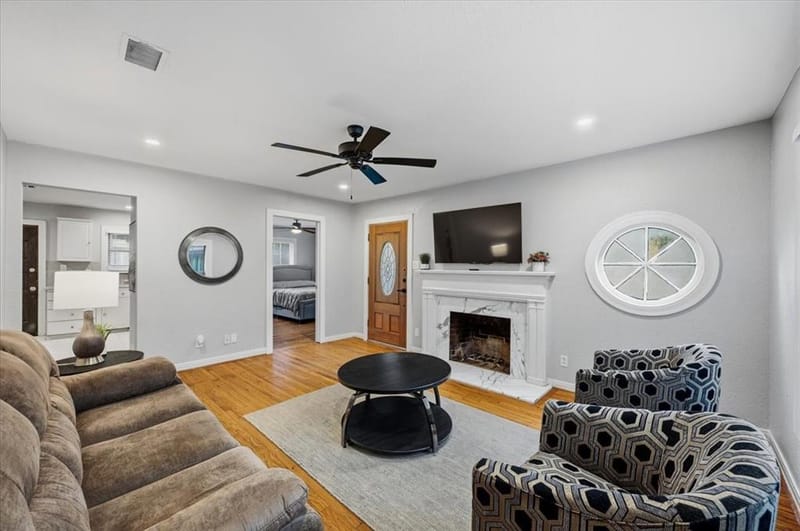 2614 Roanoke Avenue, Dallas TX 75235 - Photo 6