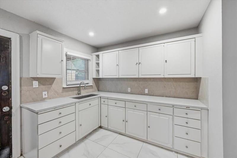 2614 Roanoke Avenue, Dallas TX 75235 - Photo 11