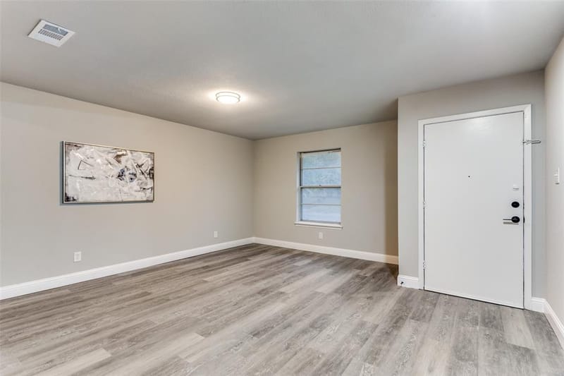 2801 Wren Avenue, Fort Worth TX 76133 - Photo 13