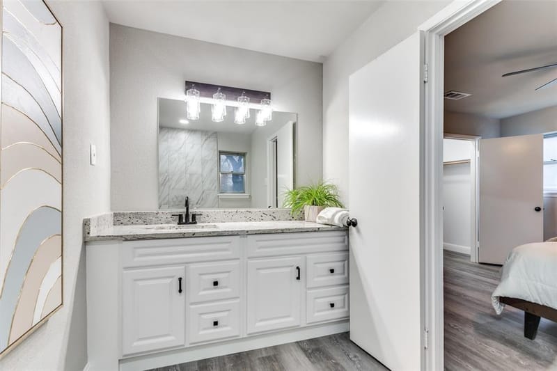 2801 Wren Avenue, Fort Worth TX 76133 - Photo 17