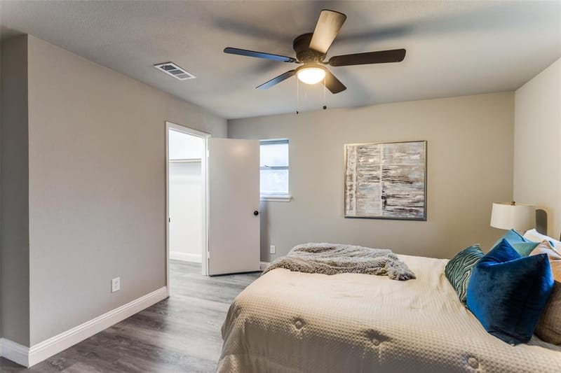 2801 Wren Avenue, Fort Worth TX 76133 - Photo 16