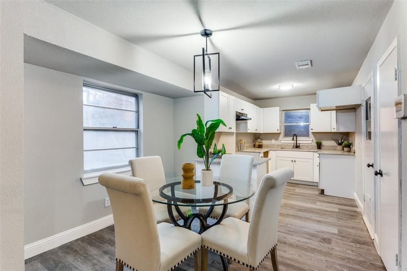 2801 Wren Avenue, Fort Worth TX 76133 - Photo 9