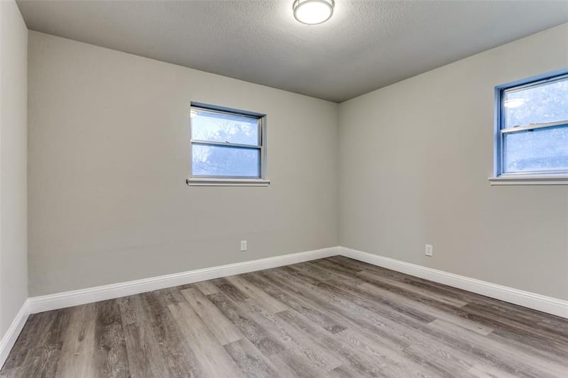 2801 Wren Avenue, Fort Worth TX 76133 - Photo 21