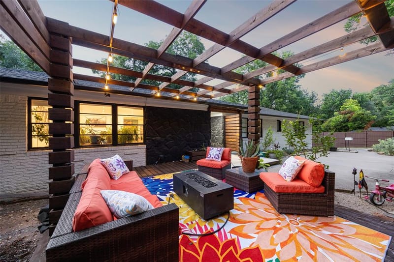 1657 Nob Hill Road, Dallas TX 75208 - Photo 2