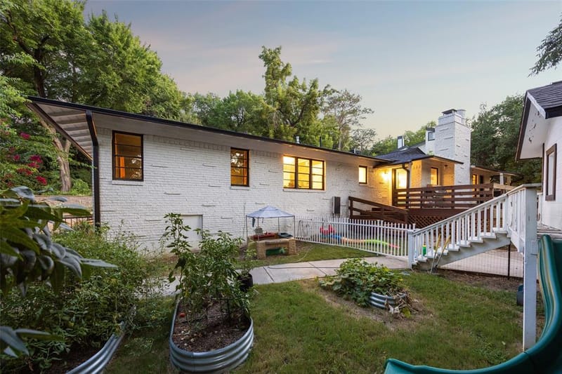 1657 Nob Hill Road, Dallas TX 75208 - Photo 26