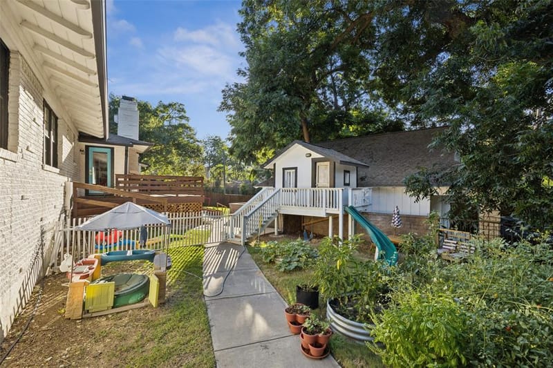 1657 Nob Hill Road, Dallas TX 75208 - Photo 25