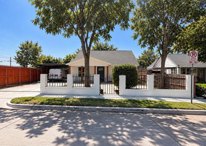 2940 Livingston Avenue, Fort Worth TX 76110 - Photo 3