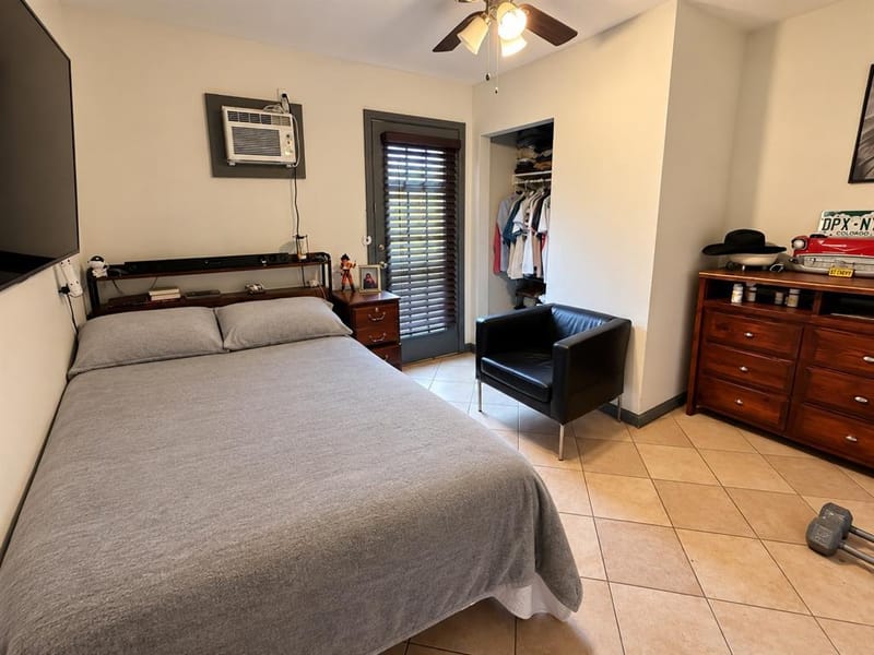 2940 Livingston Avenue, Fort Worth TX 76110 - Photo 20