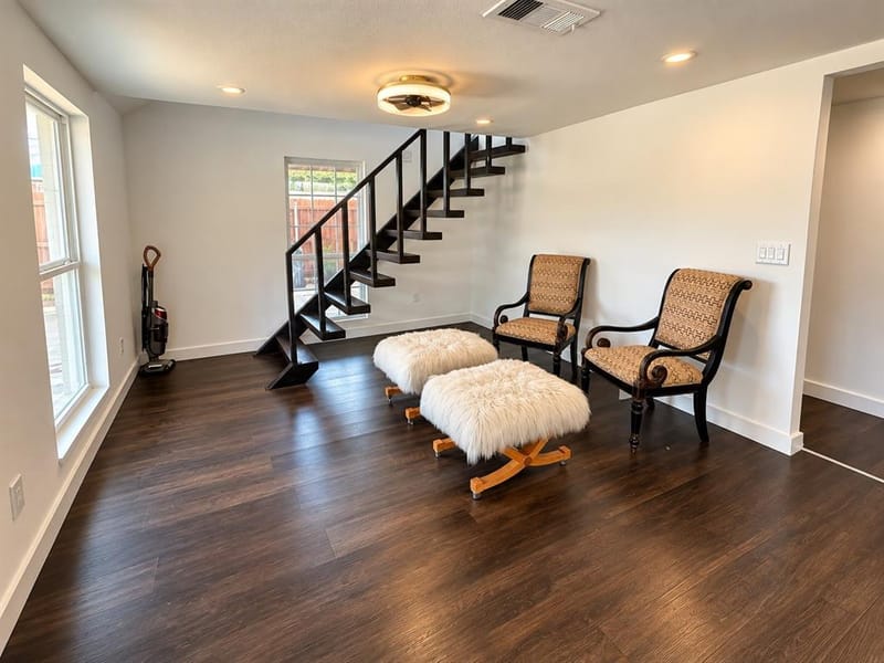 2940 Livingston Avenue, Fort Worth TX 76110 - Photo 9