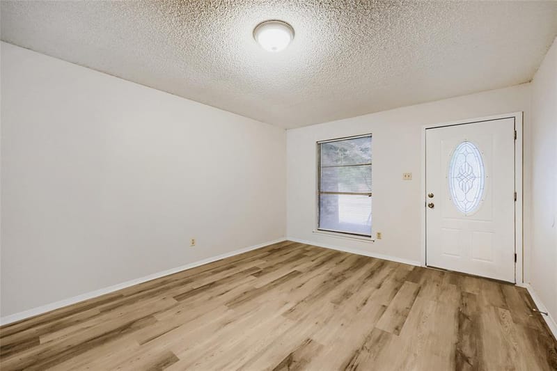 3332 Chalmette Court, Forest Hill TX 76140 - Photo 8