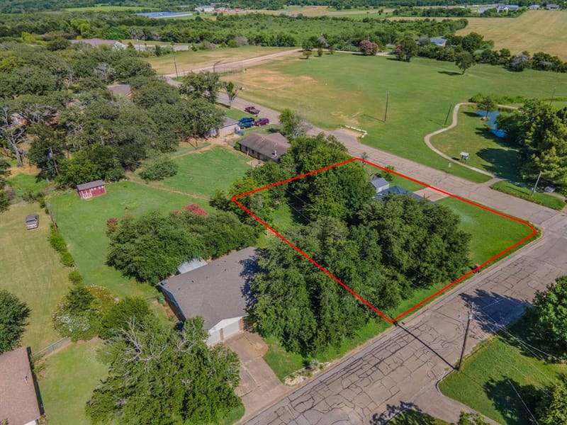 1936 Post Oak Drive, Waco TX 76705 - Photo 2