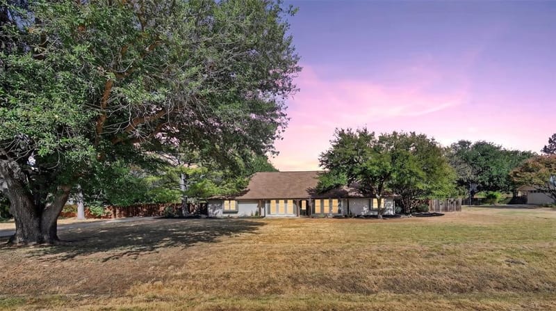 835 Cross Timbers Drive, Double Oak TX 75077 - Photo 5