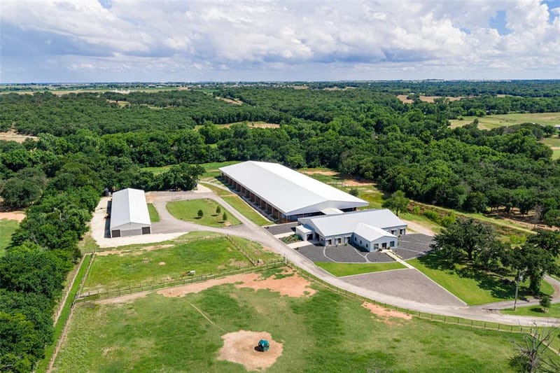 9050 County Road 519, Alvarado TX 76009 - Photo 2