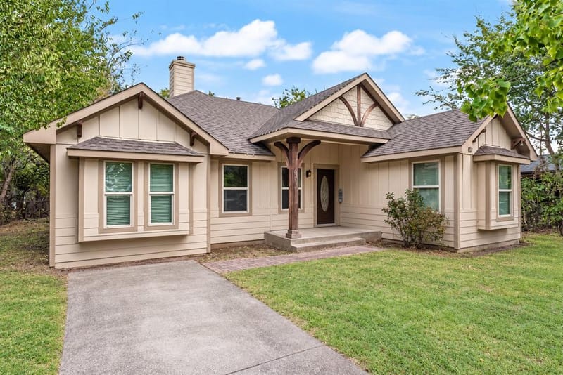 910 English Street, Irving TX 75061 - Photo 2