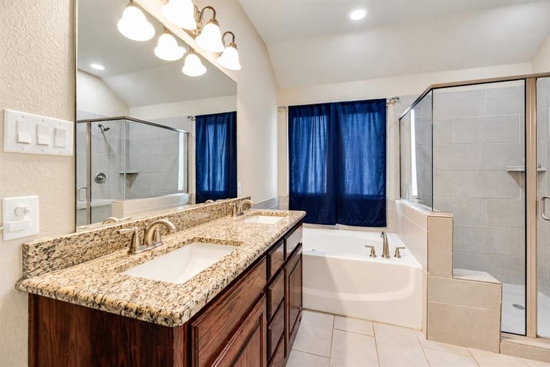 910 English Street, Irving TX 75061 - Photo 13