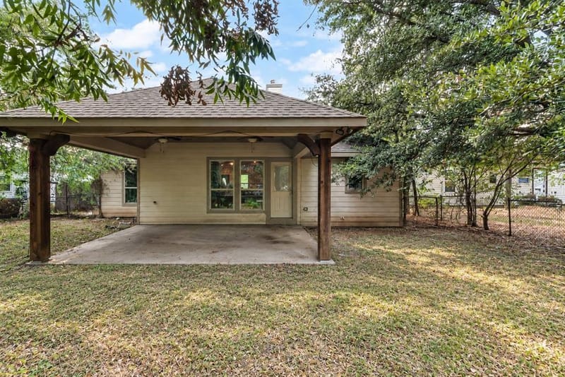 910 English Street, Irving TX 75061 - Photo 16