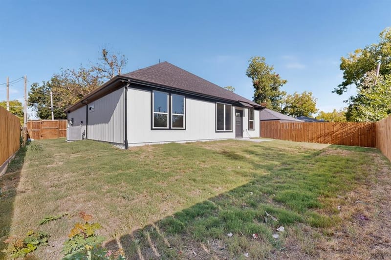 403 S Medora Street, Terrell TX 75160 - Photo 36