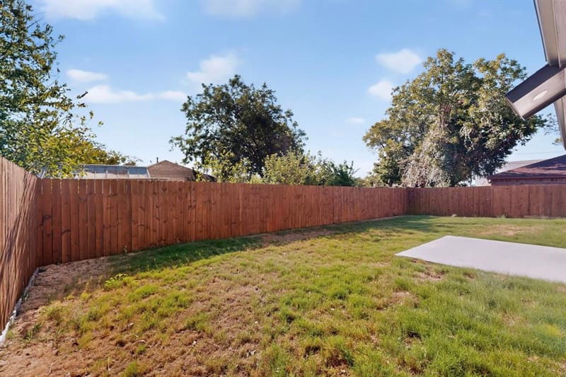 403 S Medora Street, Terrell TX 75160 - Photo 37