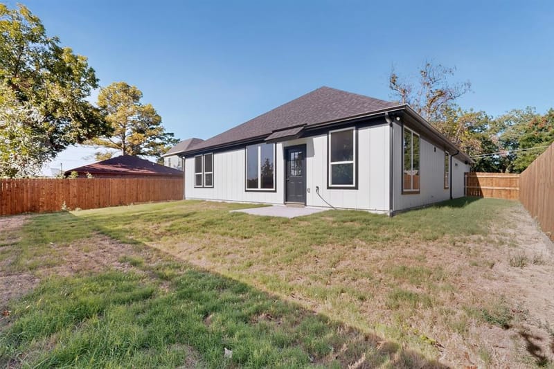 403 S Medora Street, Terrell TX 75160 - Photo 35