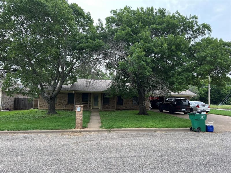 501 Spring Meadow Street, Stephenville TX 76401