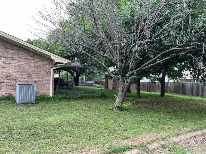 501 Spring Meadow Street, Stephenville TX 76401 - Photo 5