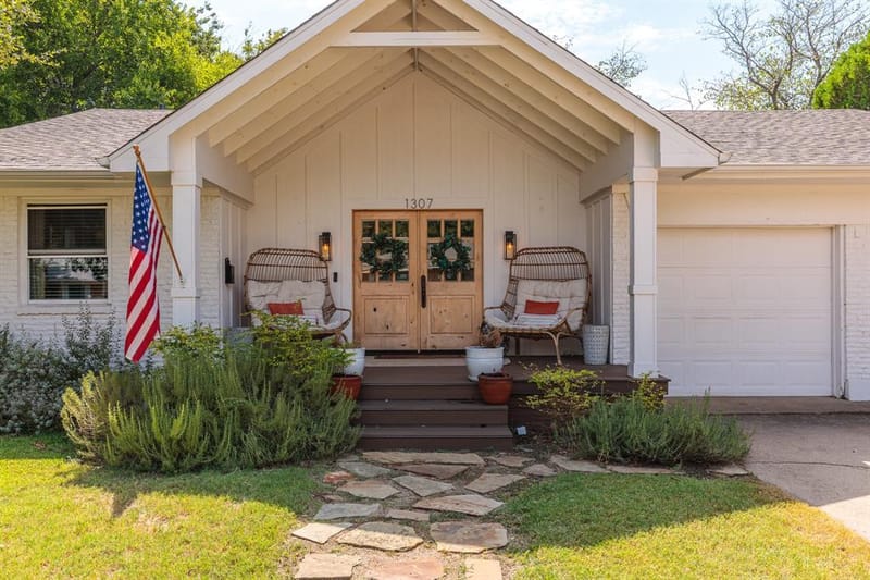 1307 Magnolia Drive, Richardson TX 75080 - Photo 2