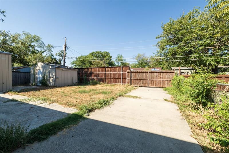 3264 Hillglenn Road, Dallas TX 75228 - Photo 16