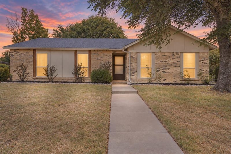 1117 Southridge Drive, Lancaster TX 75146