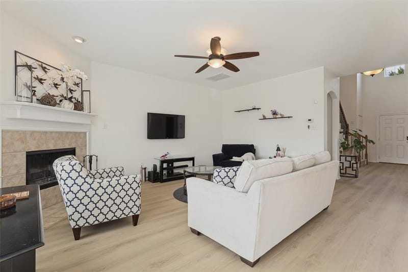 613 Stirrup Bar Drive, Fort Worth TX 76179 - Photo 7