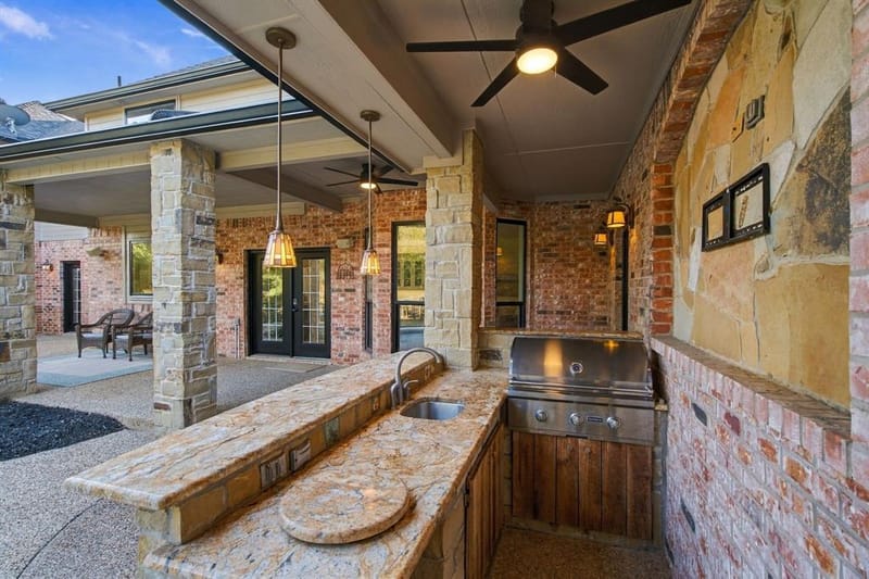 303 Highland Court, Double Oak TX 75077 - Photo 32