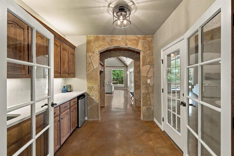 303 Highland Court, Double Oak TX 75077 - Photo 15