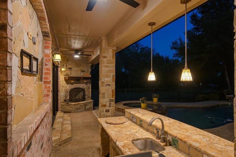 303 Highland Court, Double Oak TX 75077 - Photo 39